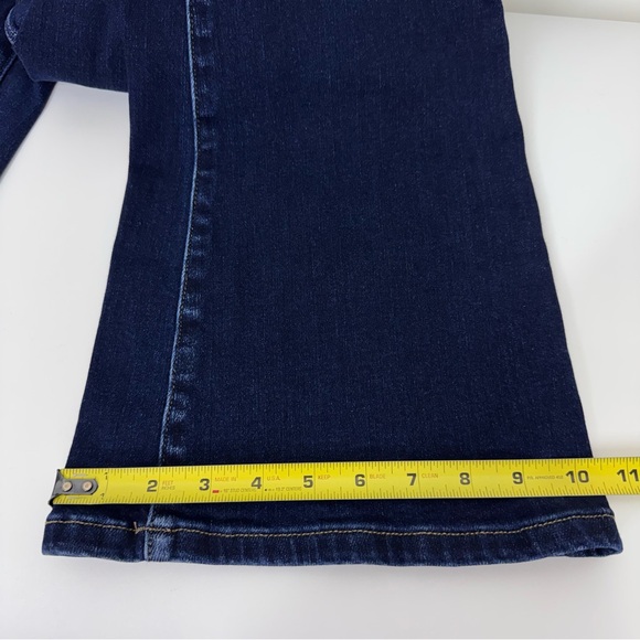 Flying Monkey Dark Wash Mid Rise Flare Leg Stretchable Jeans Size 29 - Picture 16 of 16